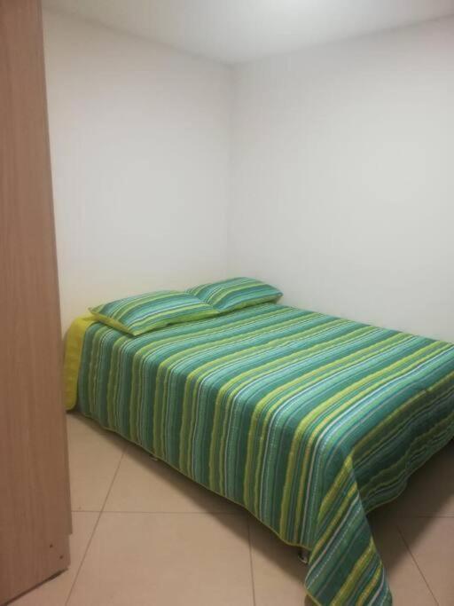 Comodo Casa A 19 Min Del Aeropuero Jmc Apartment Rionegro Luaran gambar